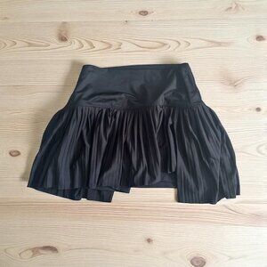 LUCKY IN LOVE X Bethanie Mattek Sands Court Worn Black Tiered Tennis Skort Sz M